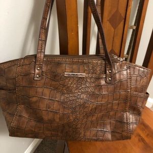 Beautiful Relic shoulder bag